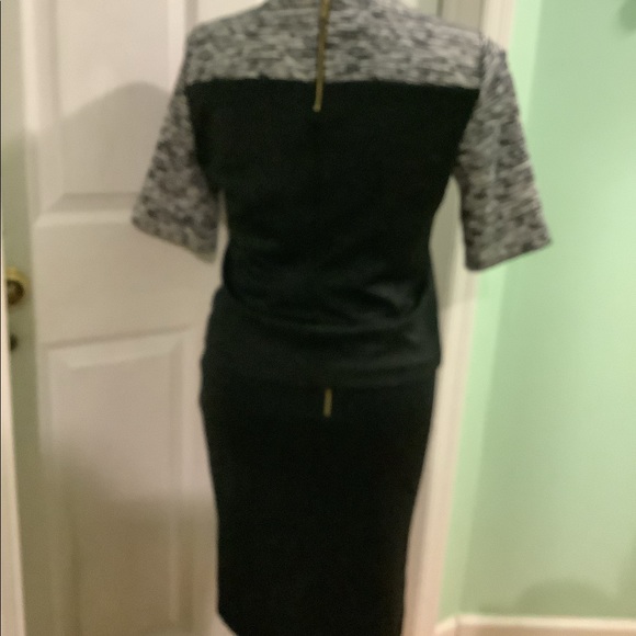 Calvin Kline 2 pc skirt and blouse - Picture 2 of 7